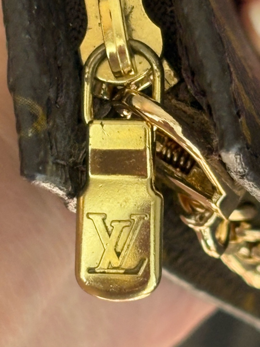 Auth LOUIS VUITTON Monogram Bucket PM Accessory Pouch - Picture 10 of 12